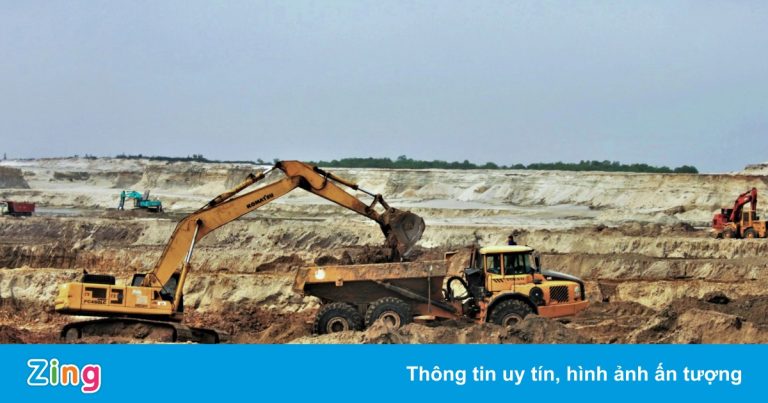 Hà Tĩnh tiếp tục xin dừng mỏ sắt Thạch Khê