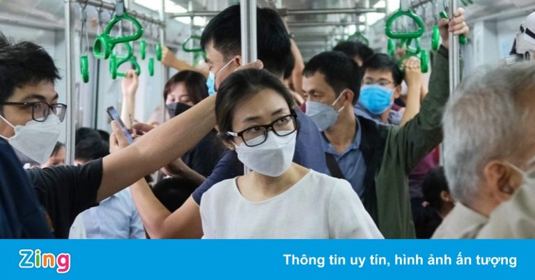 Tàu Cát Linh – Hà Đông đón hơn 25.000 khách trong ngày đầu