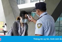 Một số đại học ở Hà Nội, TP.HCM cho sinh viên trở lại trường