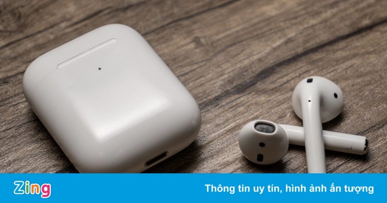 Bệnh nhân nuốt nhầm AirPods vào bụng thay vì thuốc giảm đau