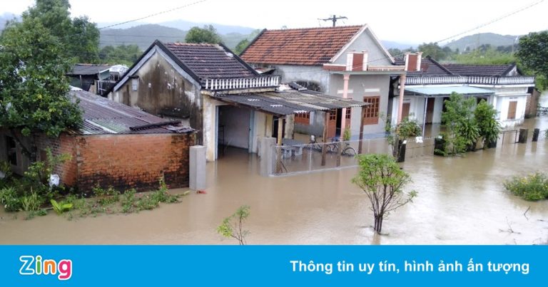 Thủy điện xả lũ 11.000 m3/s, Phú Yên sơ tán hàng nghìn người