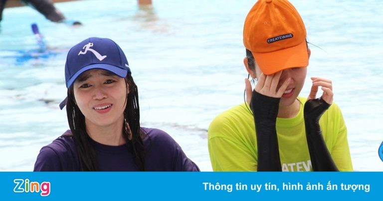 Các thành viên Running Man bị vòi rồng phun nước vào mặt