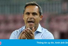 Cầu thủ Barca khó chịu với HLV tạm quyền