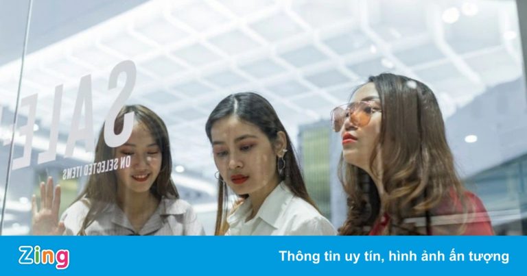 Mất niềm tin với biển sale 50-70% ngày Black Friday