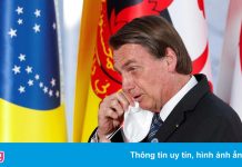 Nhà báo bị đánh khi chất vấn tổng thống Brazil ở Italy