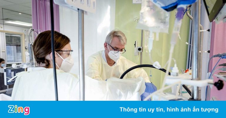 Bên trong quốc gia Tây Âu đầu tiên tái phong tỏa vì Covid-19