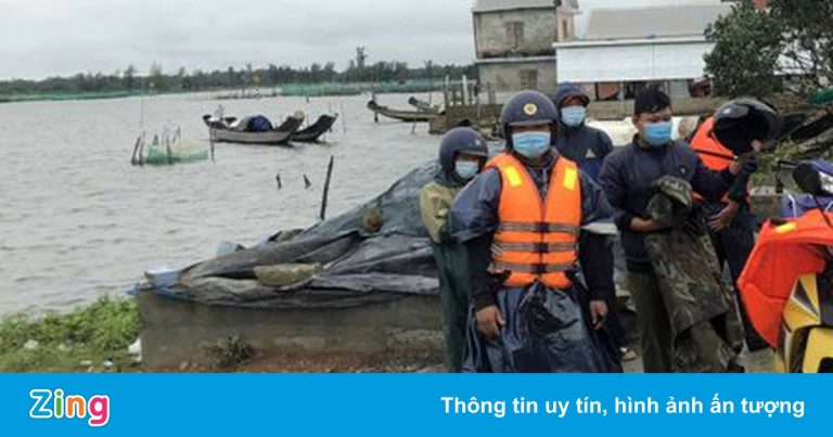 Vợ chết, chồng mất tích sau vụ lật ghe ở đầm Cầu Hai