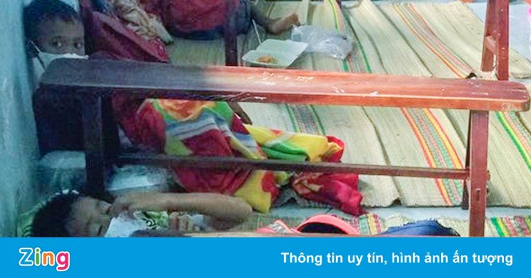 Học sinh một trường tiểu học ở Ninh Thuận cách ly tại chỗ Học sinh một trường tiểu học ở Ninh Thuận cách ly tại chỗ