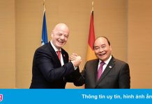 Chủ tịch FIFA ấn tượng về tình cảm với bóng đá của Chủ tịch nước