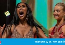 Hoa hậu tuổi teen Mỹ bật ngã khi đăng quang