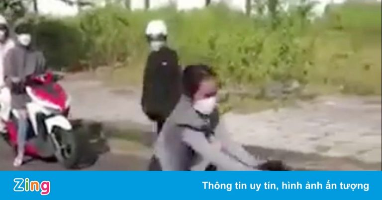 Hai nữ sinh Phú Quốc đánh nhau