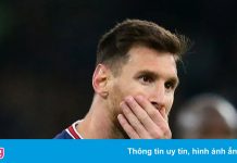Carragher chỉ trích các siêu sao PSG