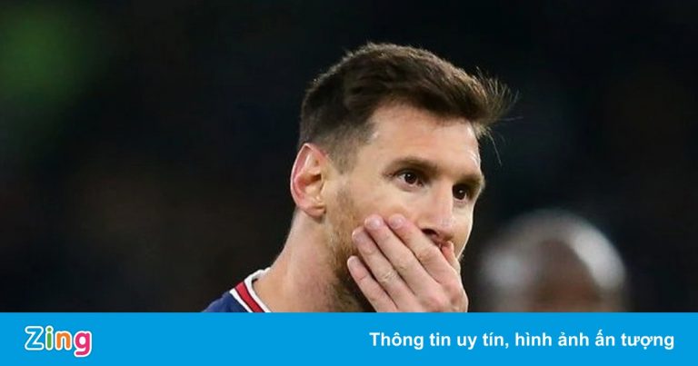 Carragher chỉ trích các siêu sao PSG