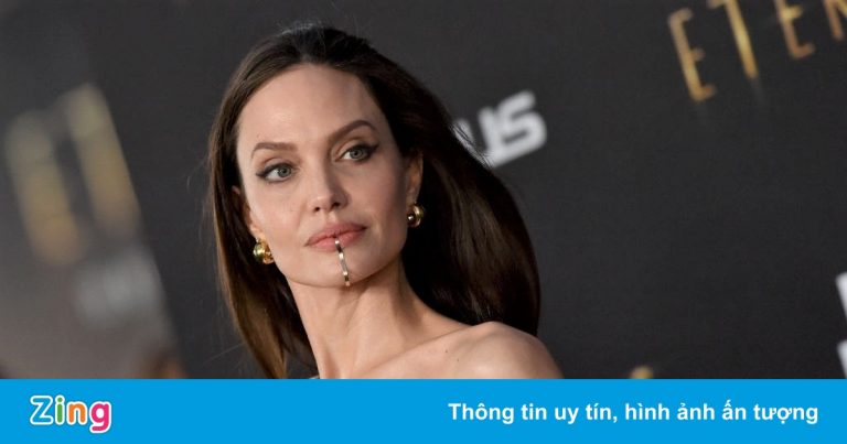 Angelina Jolie và những sao hạng A bị trượt vai