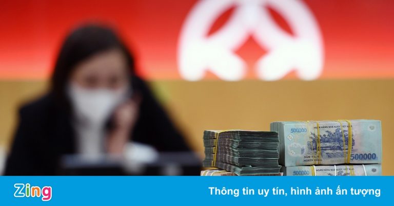 Trái phiếu doanh nghiệp lãi cao hơn tiền gửi ngân hàng 4%/năm