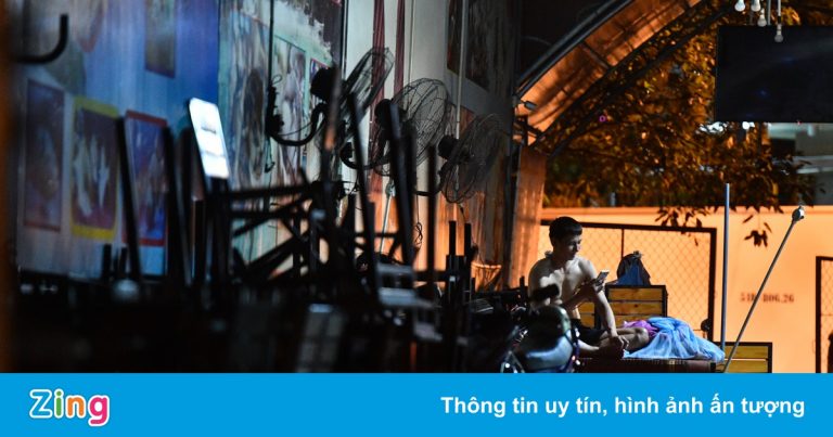 Vì sao nhà hàng, quán ăn TP.HCM kinh doanh ảm đạm?