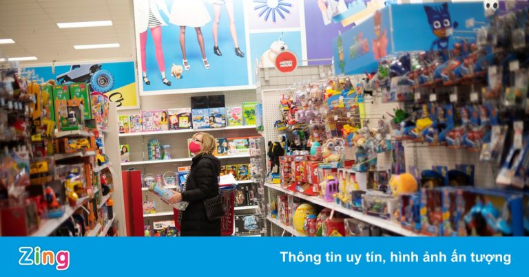 Niềm tin của người tiêu dùng Mỹ chạm đáy