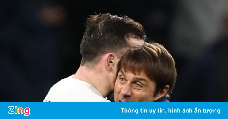 Tottenham đẩy MU xuống vị trí thứ 8