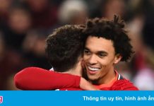 Liverpool hạ Atletico để vào vòng knock-out Champions League