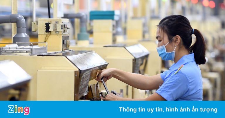 Lợi nhuận doanh nghiệp niêm yết vẫn tăng gần 18% dù GDP giảm