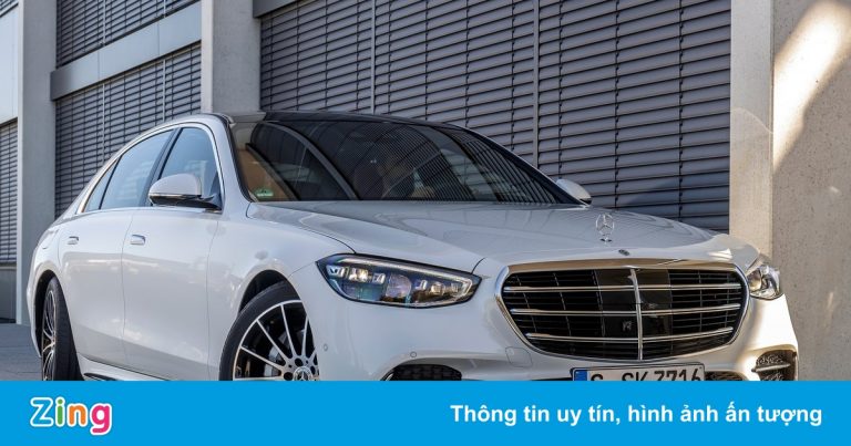 Mercedes-Benz S-Class đời mới bị triệu hồi vì lỗi động cơ