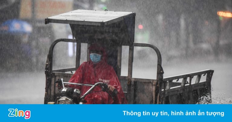 Miền Trung mưa lớn kéo dài 3 ngày tới