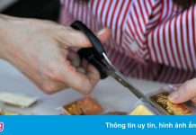 Giá vàng miếng đắt hơn thế giới gần 12 triệu đồng