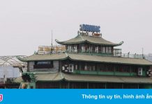 ‘Nghĩa địa’ du thuyền ở hồ Tây