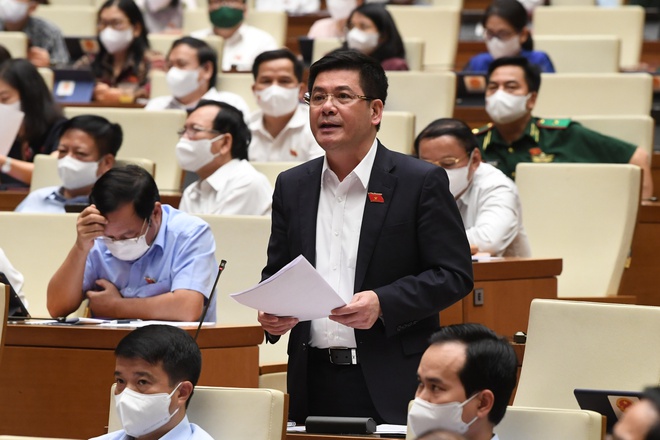 Ở nhà lâu ngày, trẻ em bị sang chấn tâm lý, nghiện điện thoại Ở nhà lâu ngày, trẻ em bị sang chấn tâm lý, nghiện điện thoại