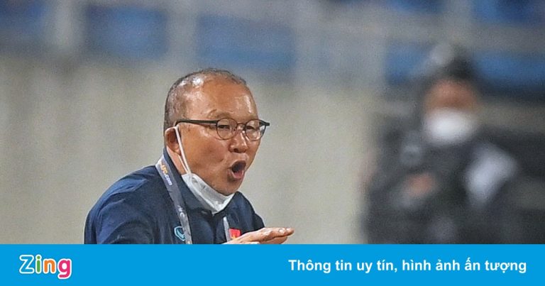 HLV Phan Thanh Hùng: ‘Tuyển Việt Nam đá có đường nét hơn trận trước’