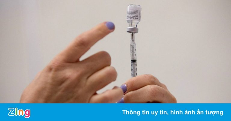 Pfizer đề nghị FDA mở rộng đối tượng cho liều vaccine tăng cường