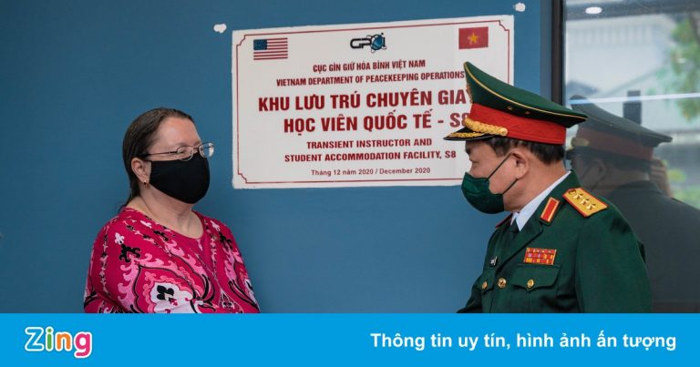 Mỹ bàn giao cơ sở lưu trú cho Cục Gìn giữ Hòa bình Việt Nam