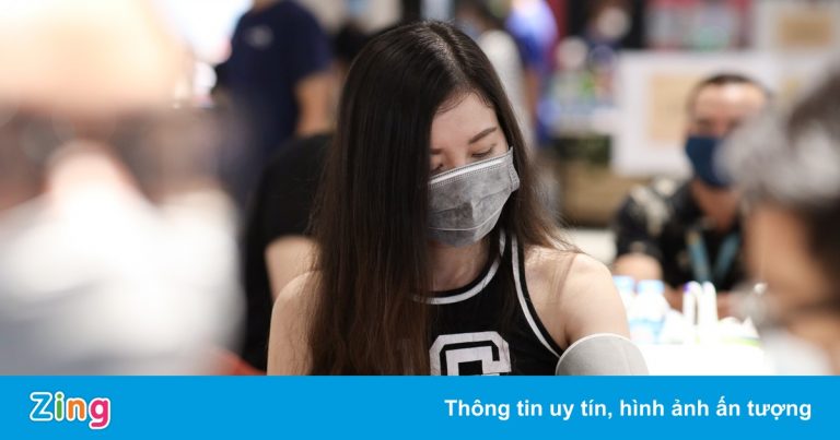 Việt Nam cần làm gì trong tình hình dịch mới?