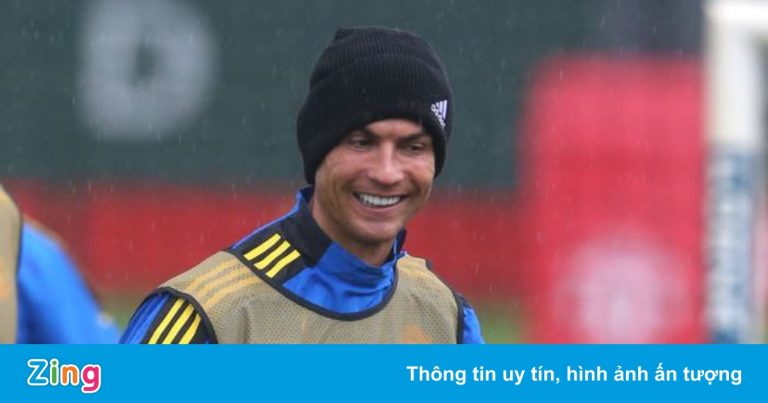 Ronaldo gửi thông điệp trước ngày ra sân ở Champions League