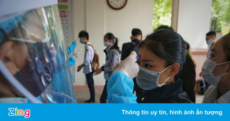 Nhiều tỉnh đặt mục tiêu tiêm vaccine cho trẻ em trong tháng 11