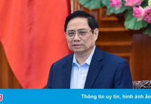 Thủ tướng: ‘Sản xuất bằng được thuốc và vaccine Covid-19 trong nước’