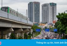 Xe cộ ken đặc sáng giá lạnh đầu tuần ở Hà Nội