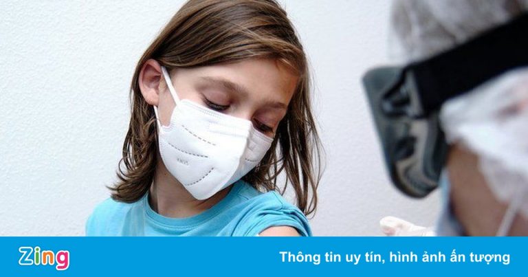 Lưu ý khi tiêm vaccine Covid-19 cho trẻ mắc bệnh tim mạch