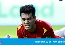 Tiến Linh bị chấn thương cổ chân ở trận thua Saudi Arabia