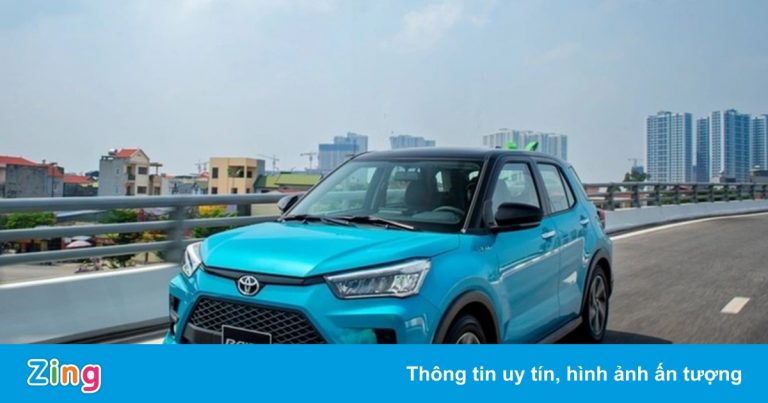 Khách đặt mua Toyota Raize trong tháng 11 sẽ phải chờ 3 tháng