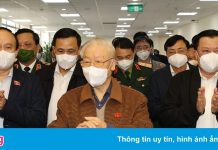 Tổng bí thư tiếp xúc cử tri Hà Nội sau kỳ họp thứ hai Quốc hội khóa XV