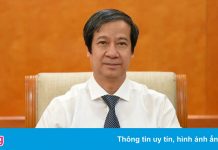 Bộ trưởng GD&ĐT Nguyễn Kim Sơn lần đầu trả lời chất vấn Quốc hội