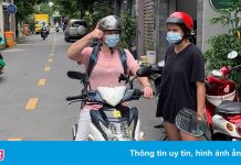 Xe ôm chưa hoạt động, người nước ngoài ở TP.HCM tìm thuê xe máy