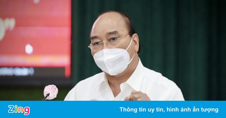 Chủ tịch nước nhắc nhở TP.HCM cẩn trọng với dịch bệnh