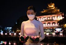 Lễ tưởng niệm đồng bào tử vong vì đại dịch Covid-19 tuong niem dong bao tu vong vi Covid-19 anh 1