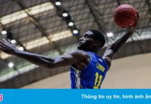 Trung phong Mỹ là nỗi khiếp sợ ở VBA Premier Bubble Games