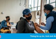 Biến chủng Omicron lây lan nhanh nhưng có thể gây bệnh nhẹ hơn