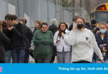 Thiếu niên Mỹ xả súng ở trường làm 3 học sinh thiệt mạng