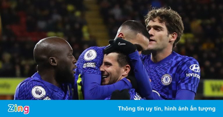 Chelsea giữ ngôi đầu sau trận thắng Watford Chelsea giữ ngôi đầu sau trận thắng Watford