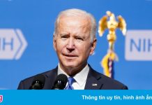 Omicron lan tới 5 bang Mỹ, ông Biden tung chiến lược mới chống virus